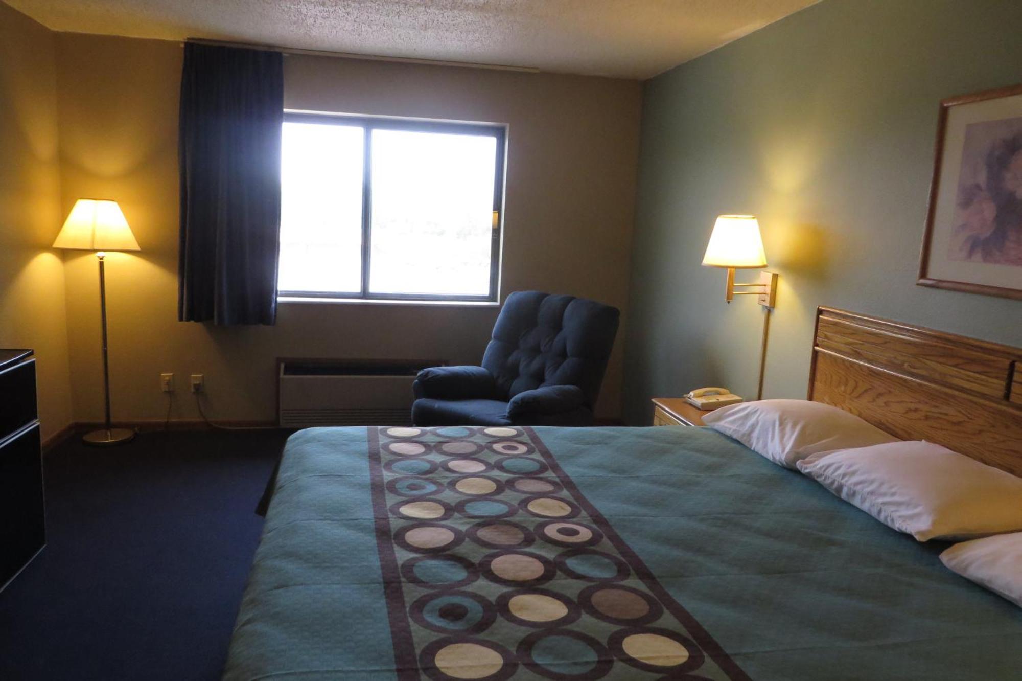 Super 8 By Wyndham 2* Macomb