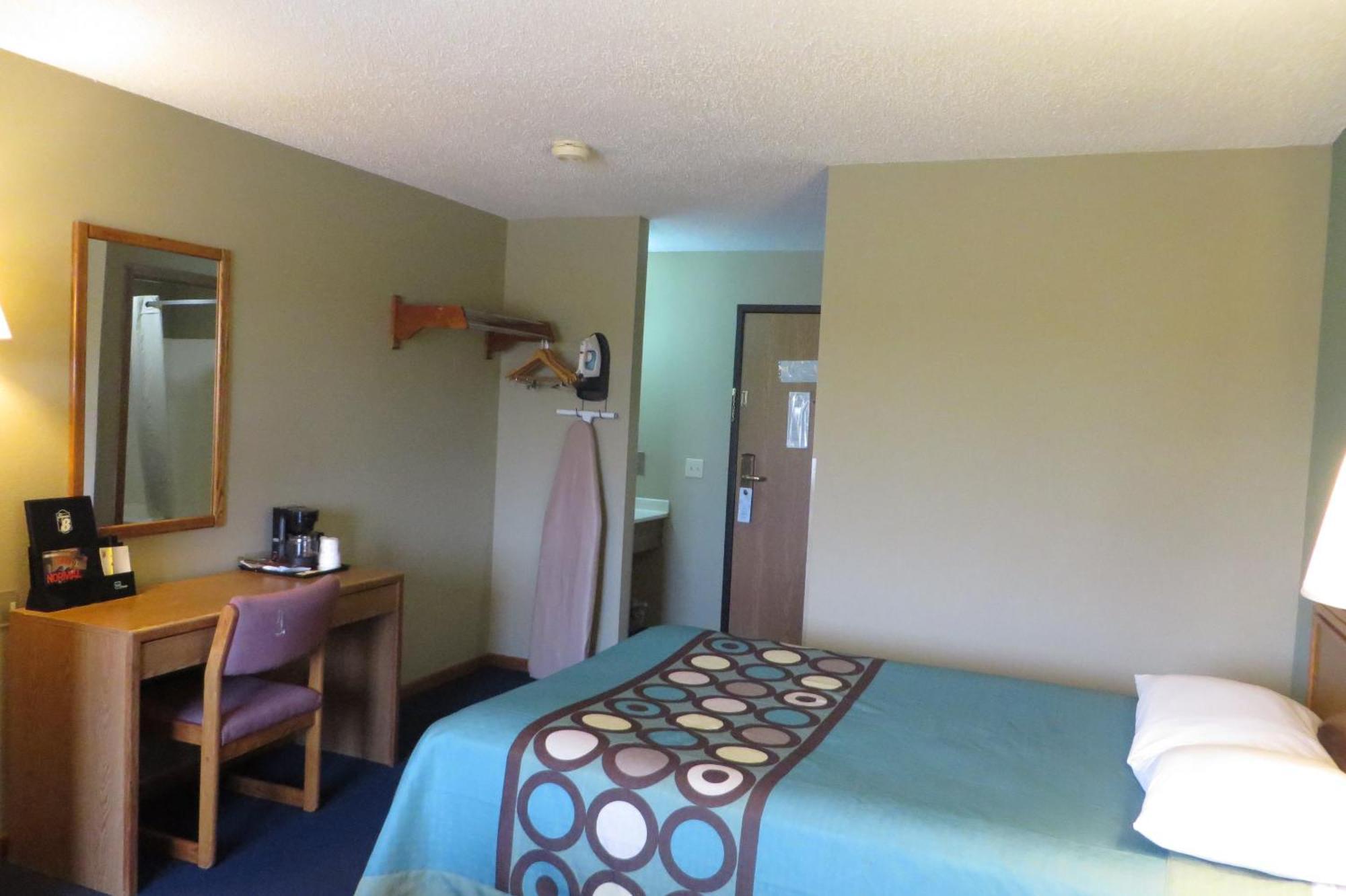 Super 8 By Wyndham