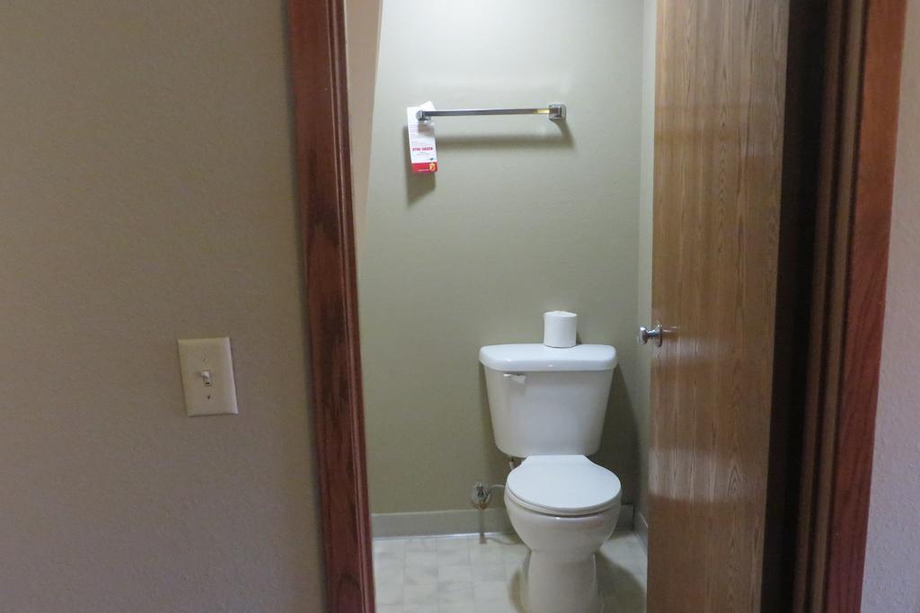 Motel Super 8 By Wyndham Macomb