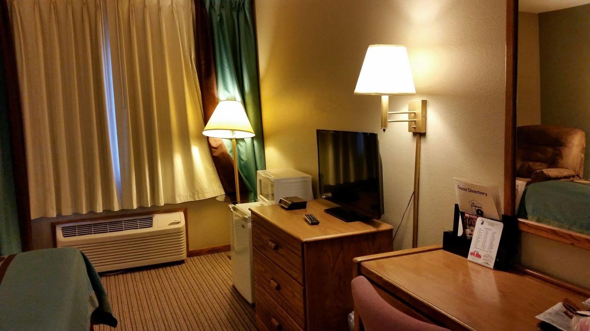 Super 8 By Wyndham